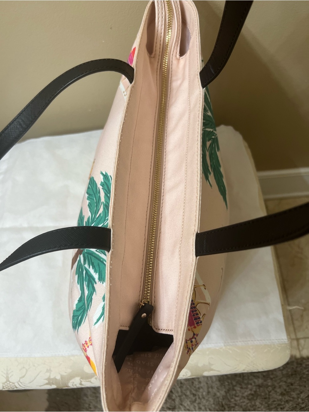 kate spade Collectable L Camel & Palm Print Tote Bag NWOT - Picture 6 of 16